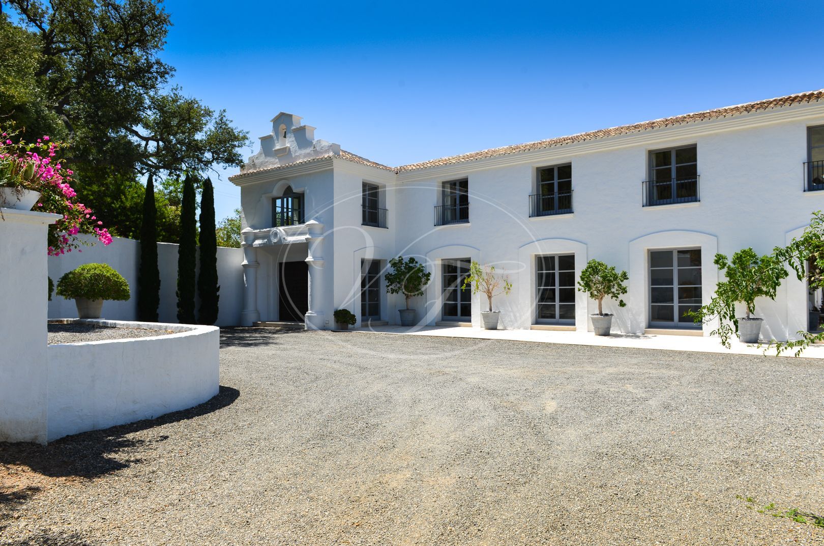 Estate for sale in Casares