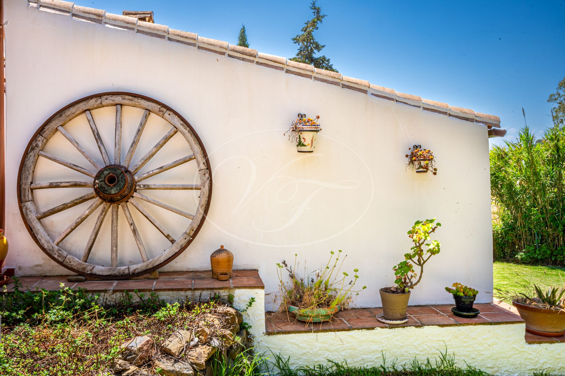 Finca for sale in Casares