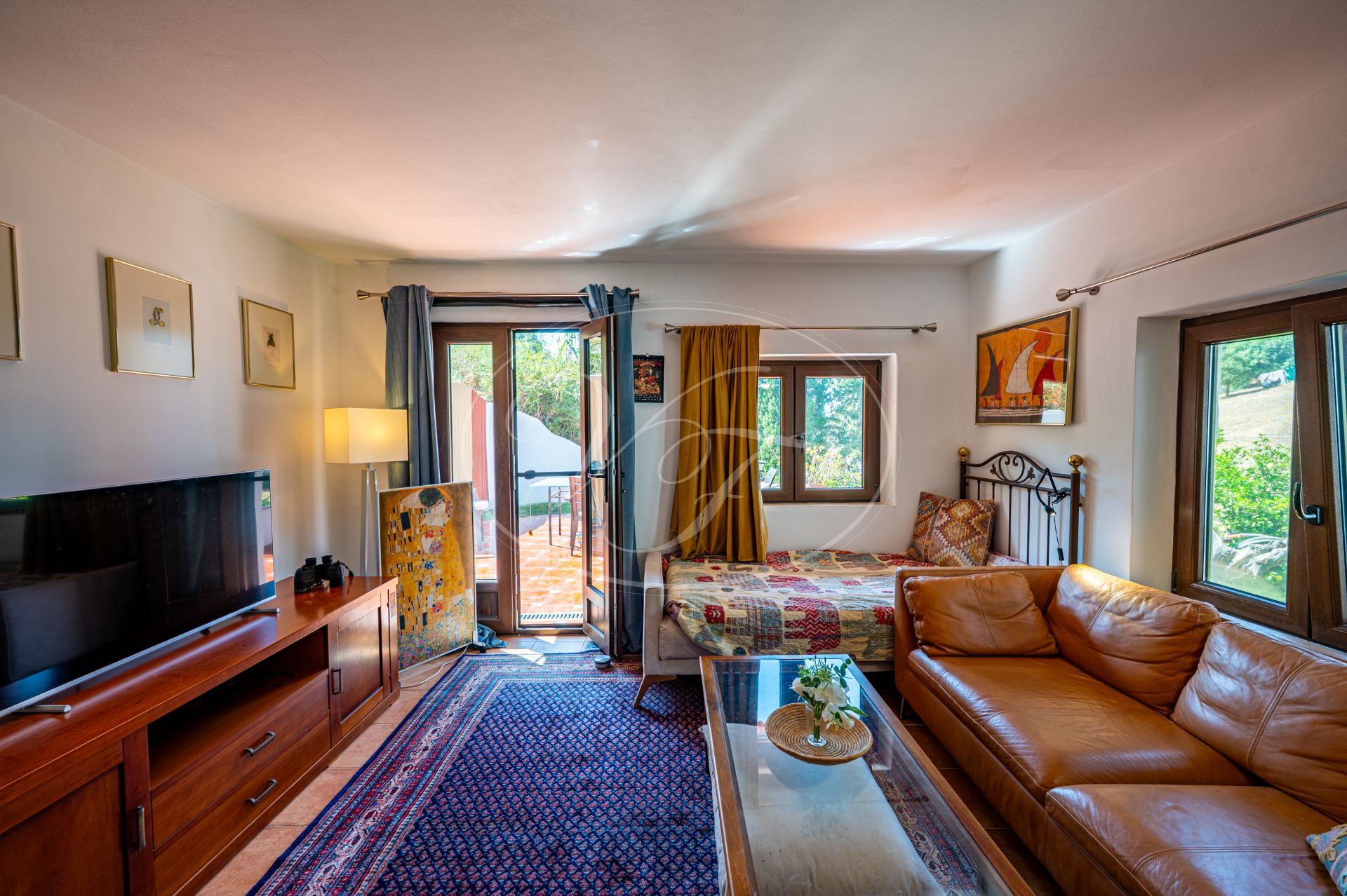 Finca for sale in Casares