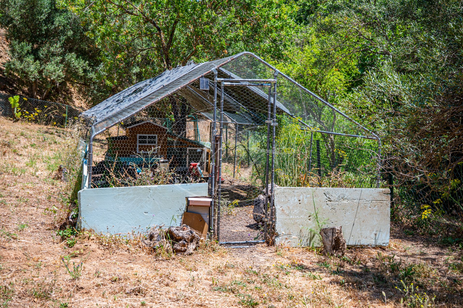 Finca for sale in Casares