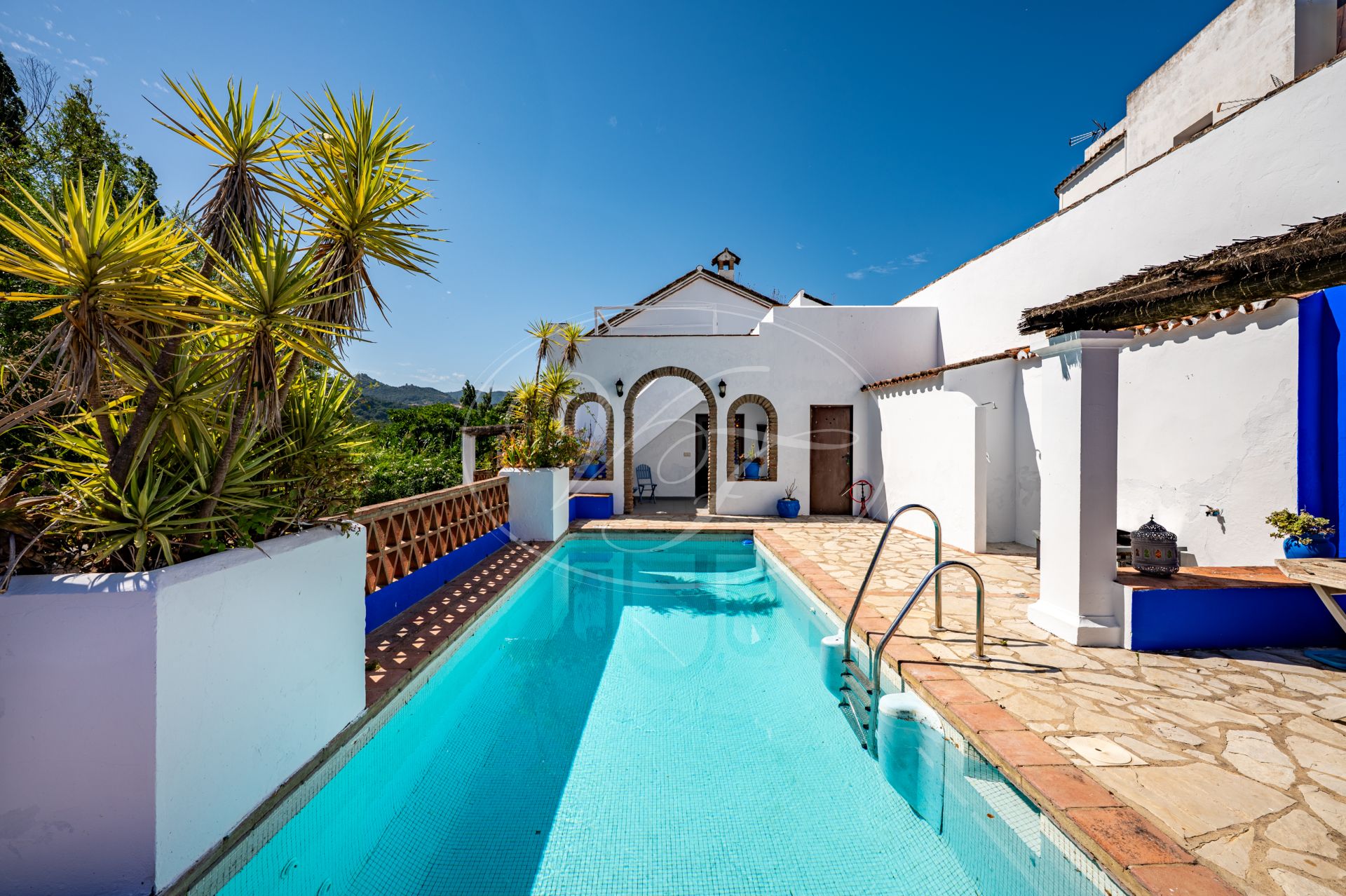 Town House for sale in Cortes de la Frontera
