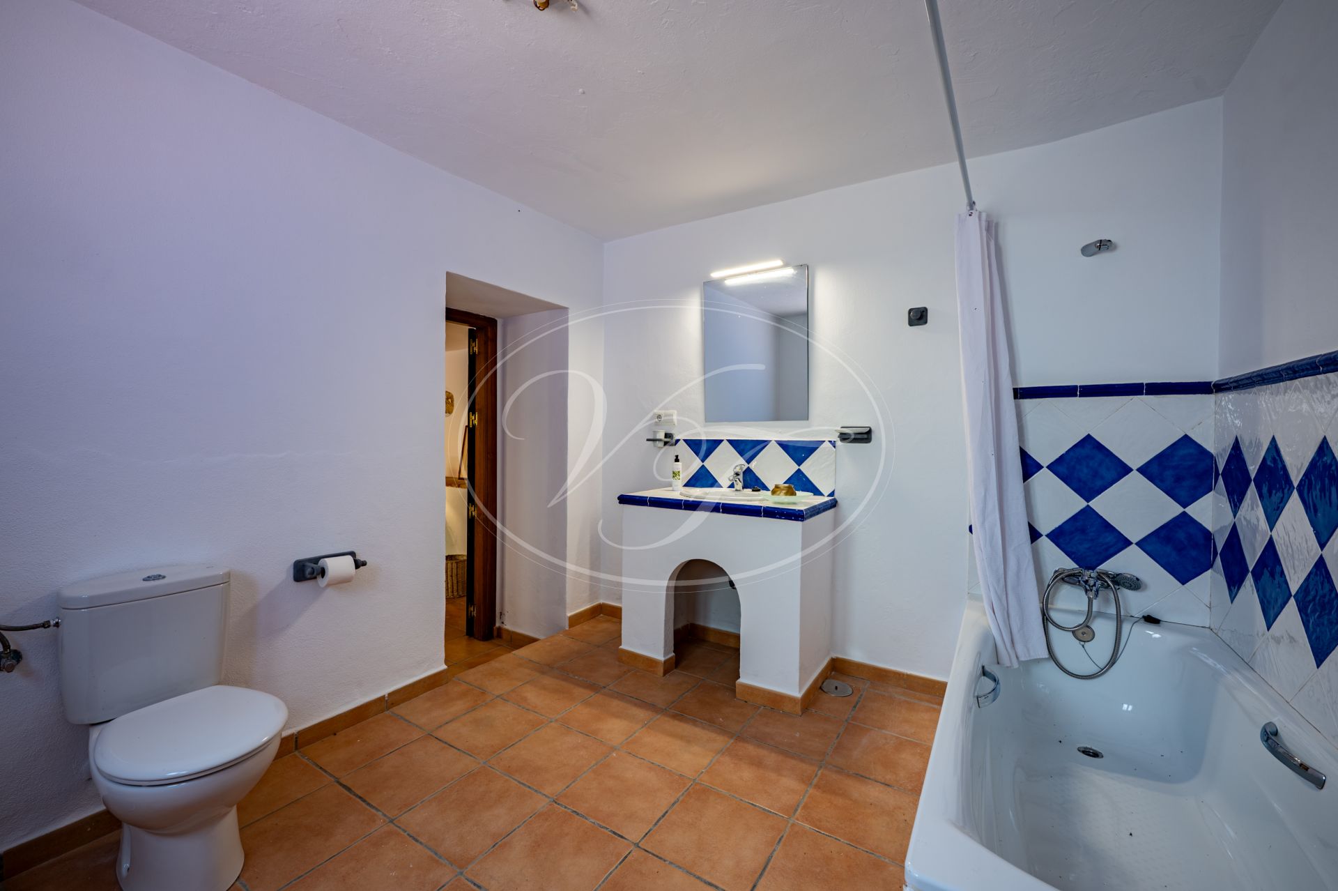 Town House for sale in Cortes de la Frontera