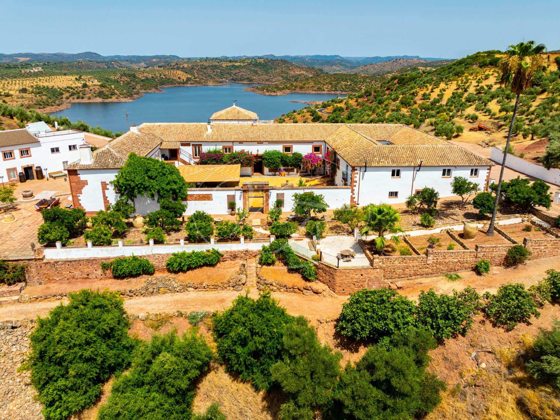Estate for sale in Montoro