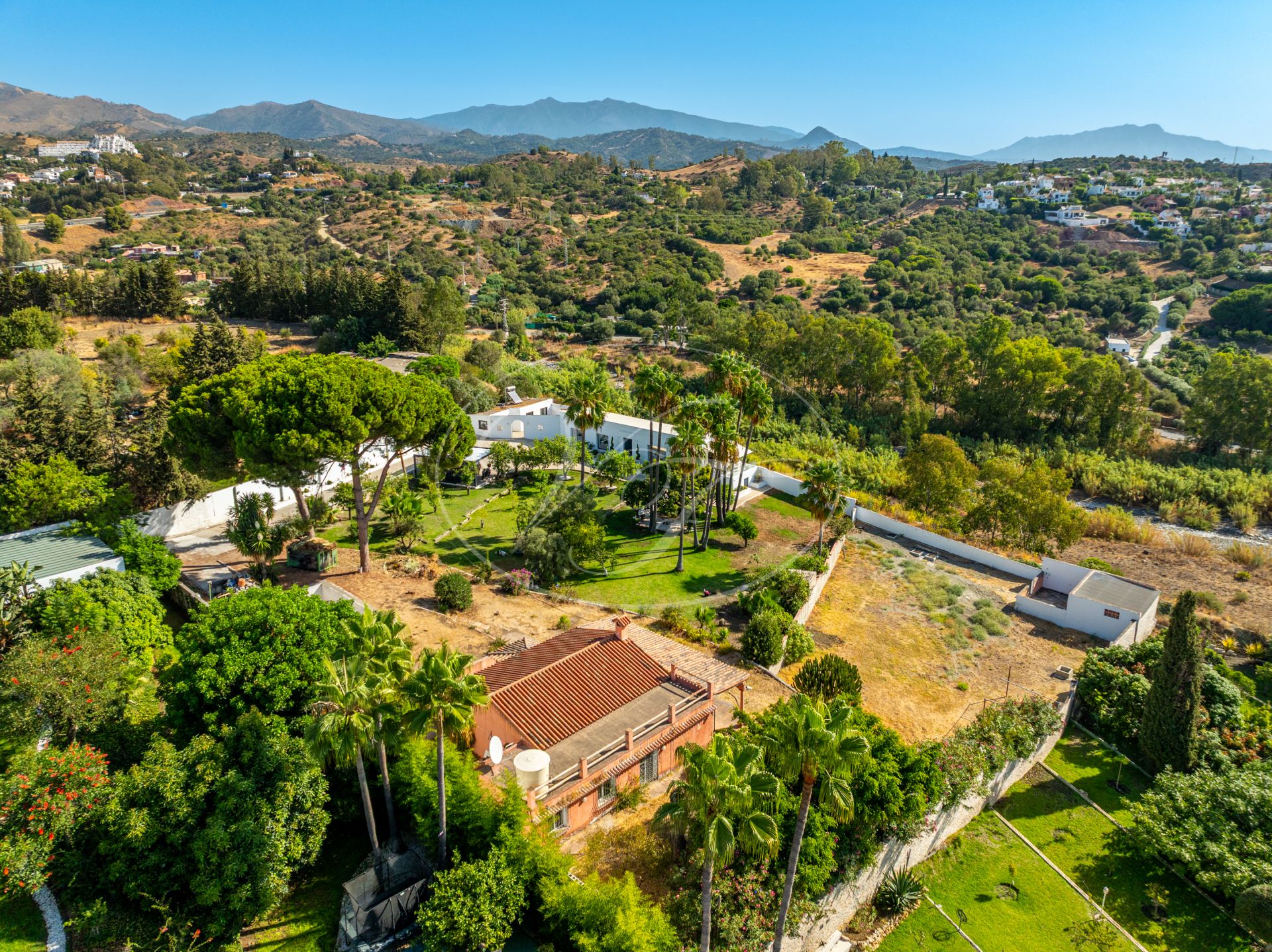 Casa de Campo en venta en Estepona