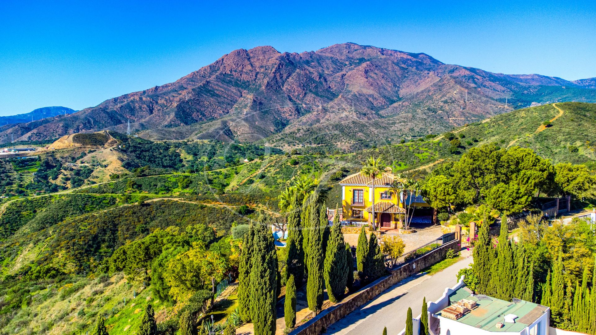 Casa de Campo en venta en Estepona