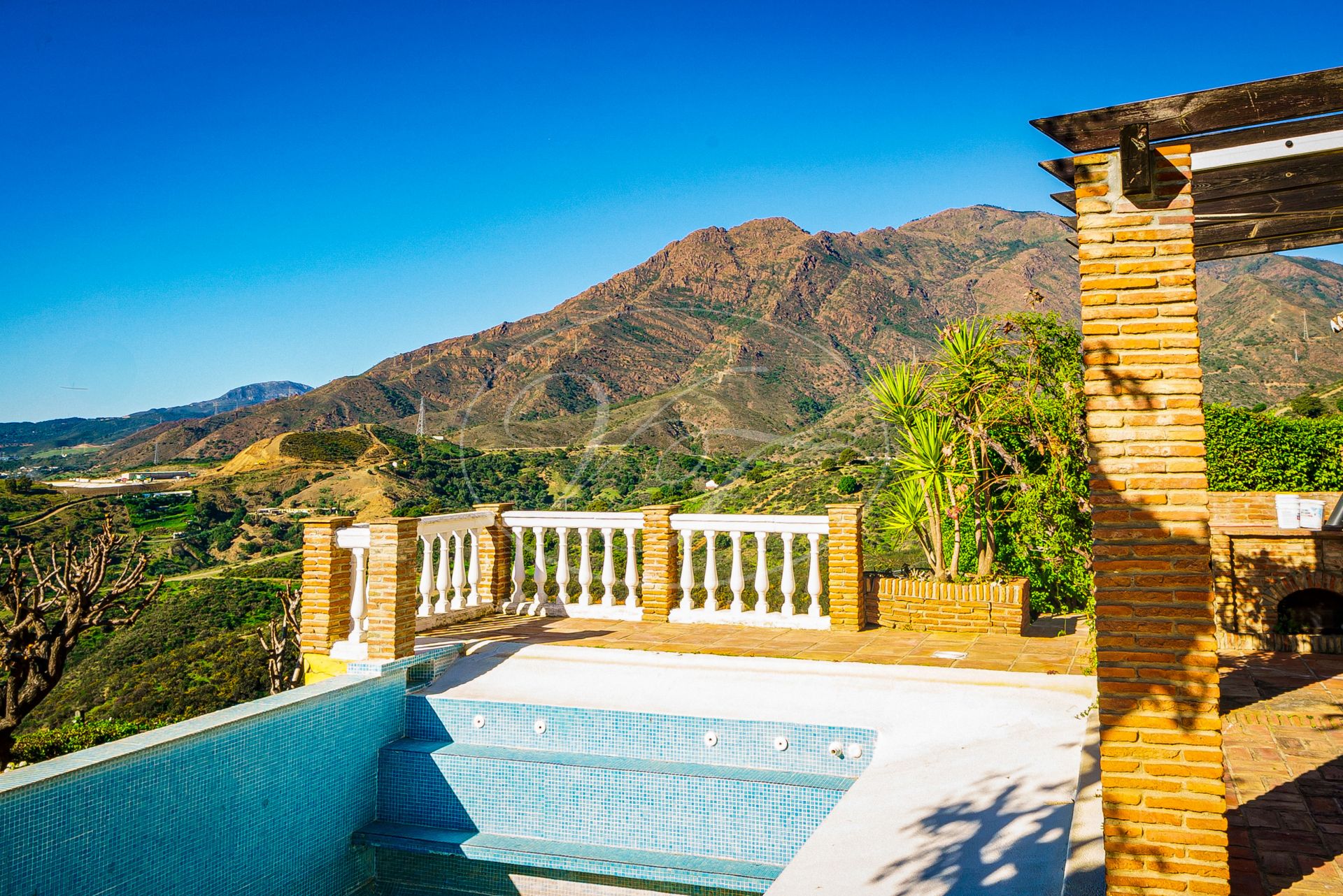 Casa de Campo en venta en Estepona