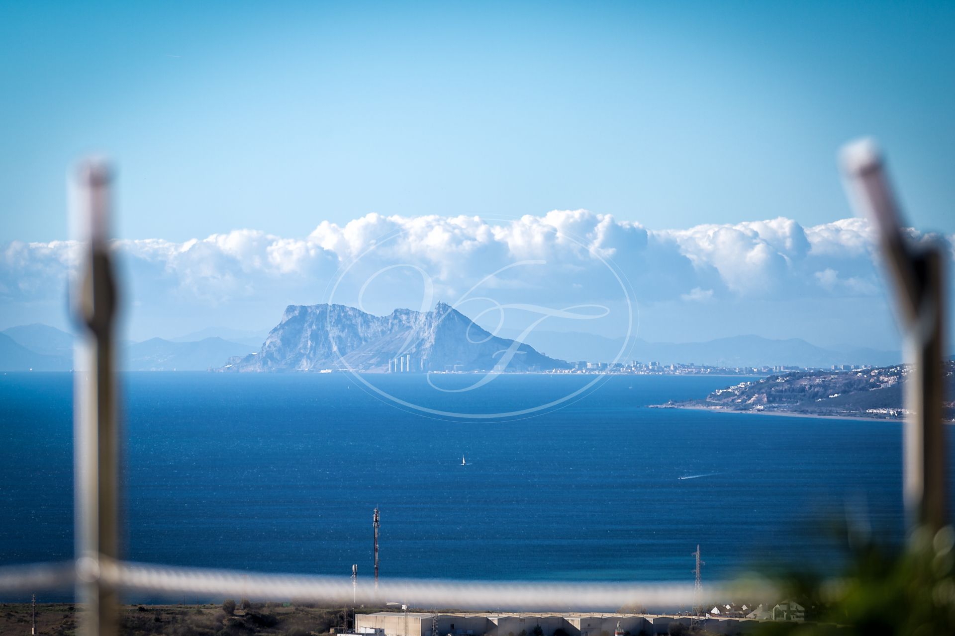 Villa for sale in Los Reales - Sierra Estepona, Altos de Estepona