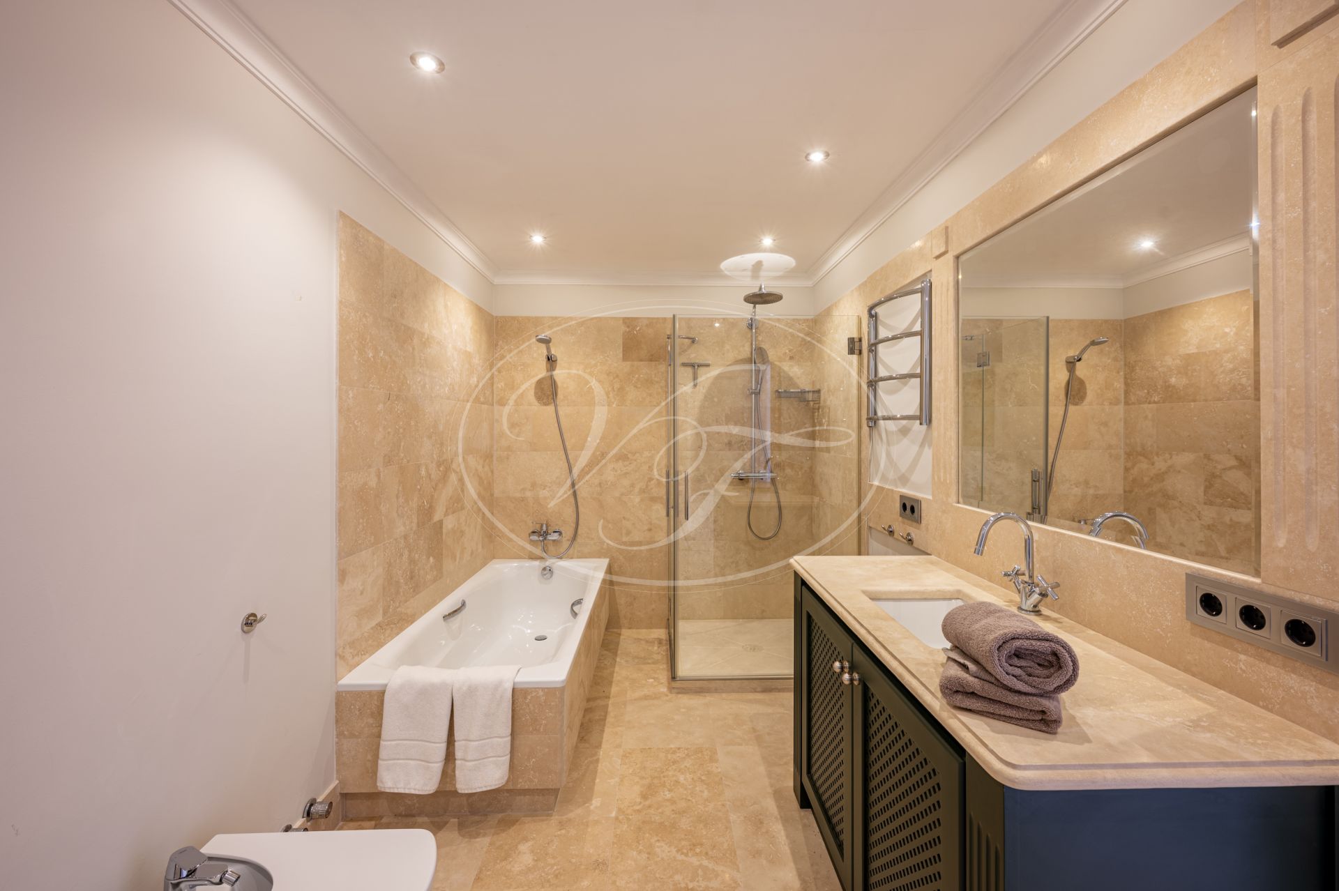 Landhaus zu verkaufen in Los Reales - Sierra Estepona, Altos de Estepona