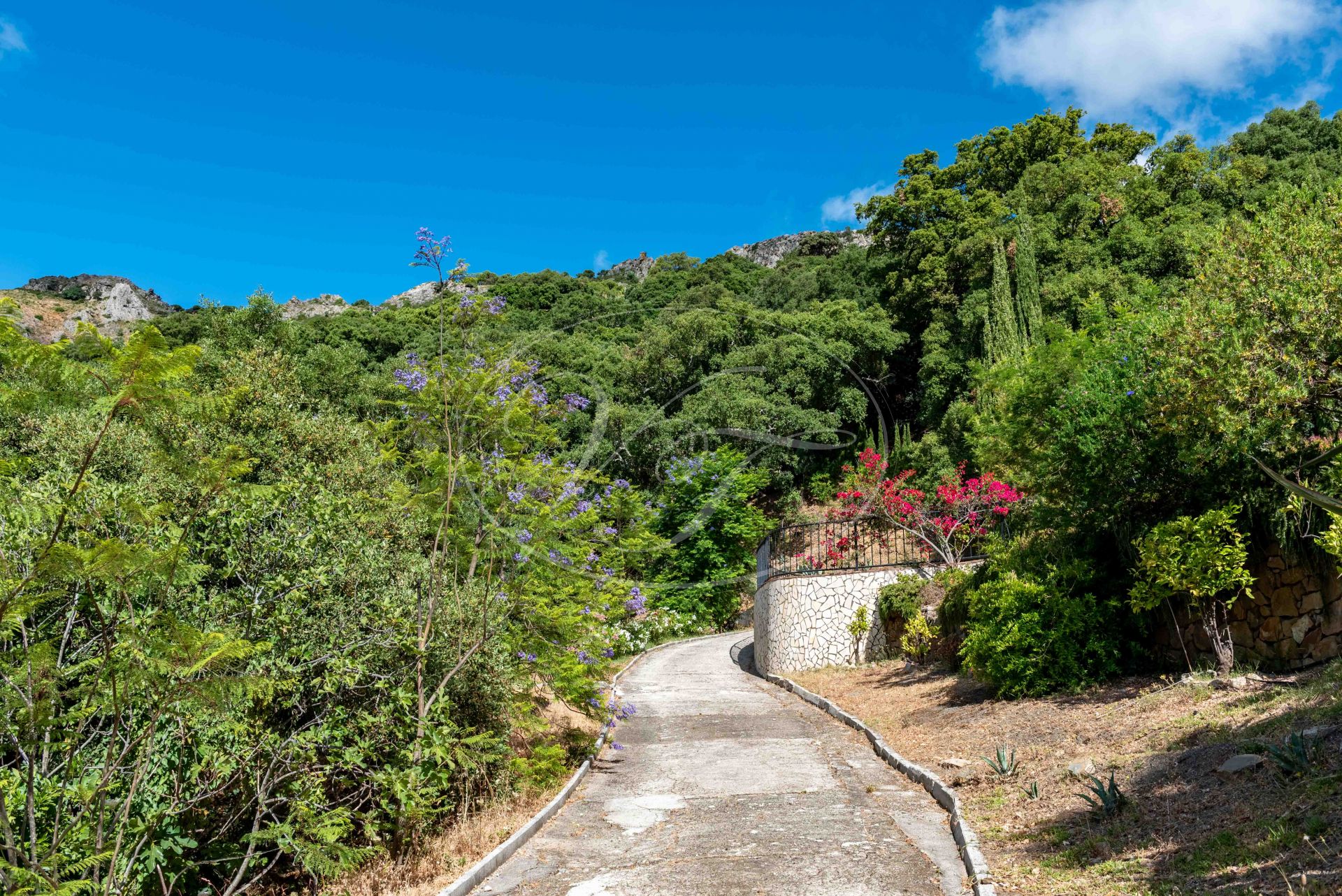 Country House for sale in Casares