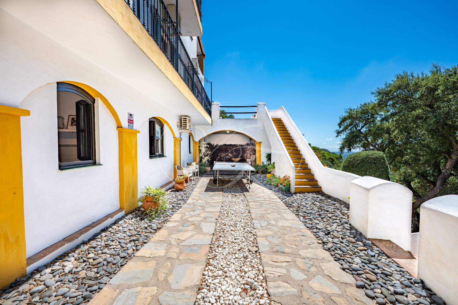 Country House for sale in Casares