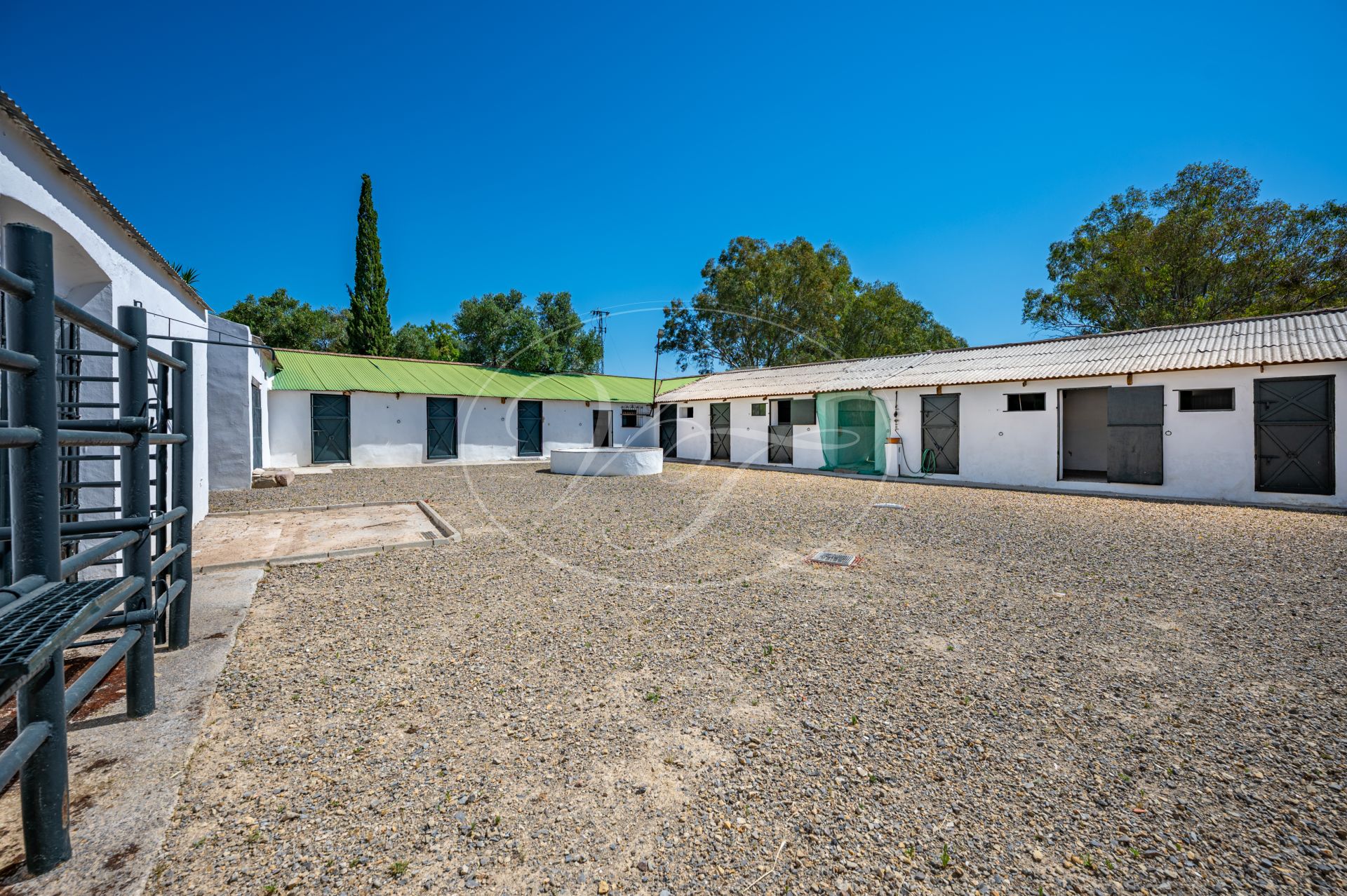 Cortijo for sale in Prado del Rey