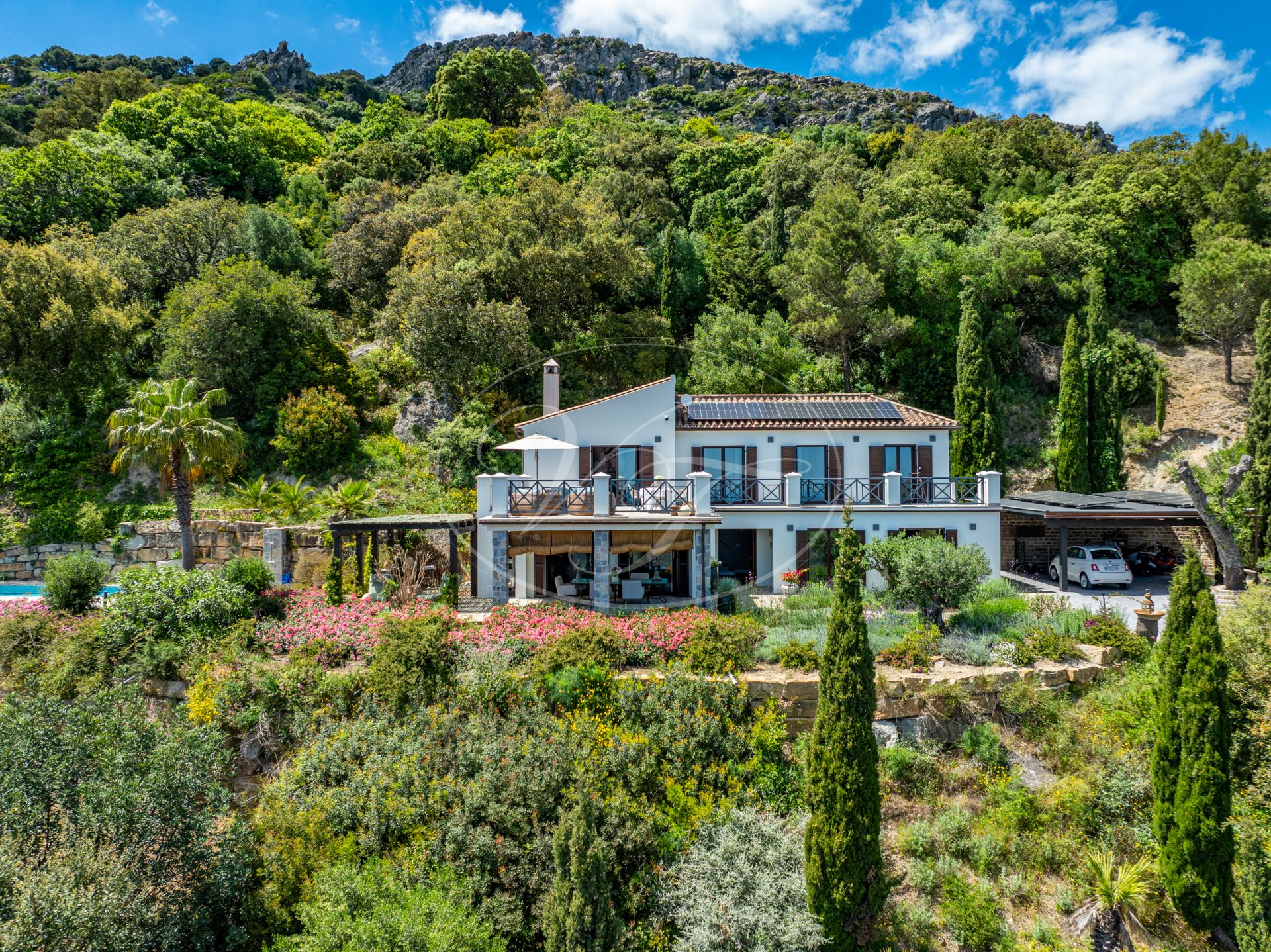 Country House for sale in Casares
