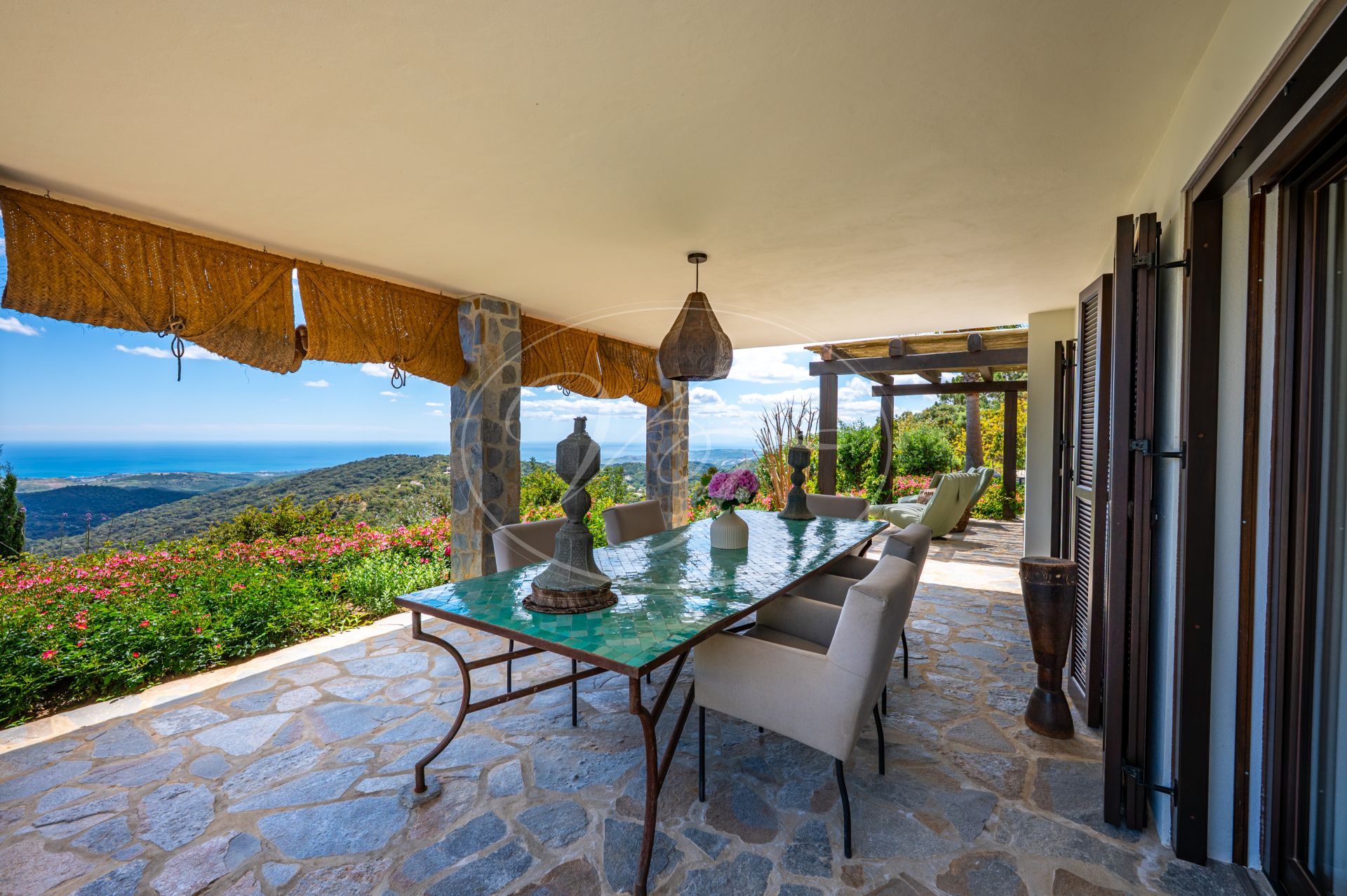 Country House for sale in Casares