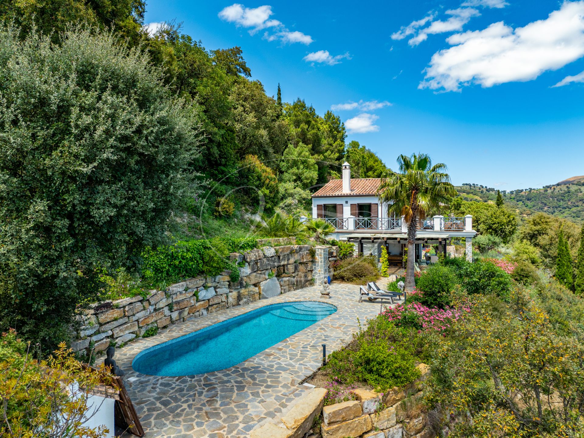 Country House for sale in Casares