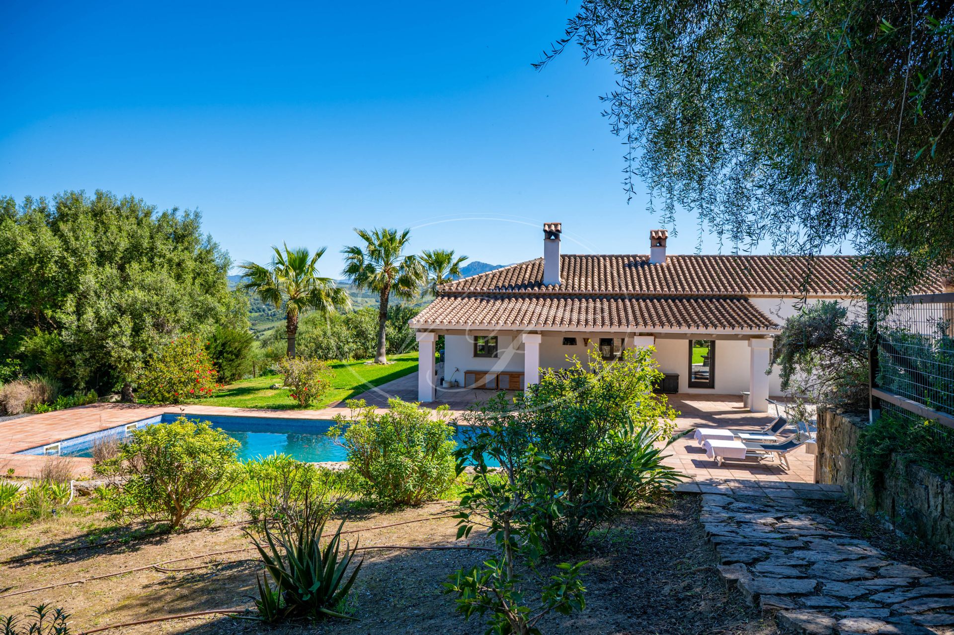 Country House for sale in Jimena de La Frontera