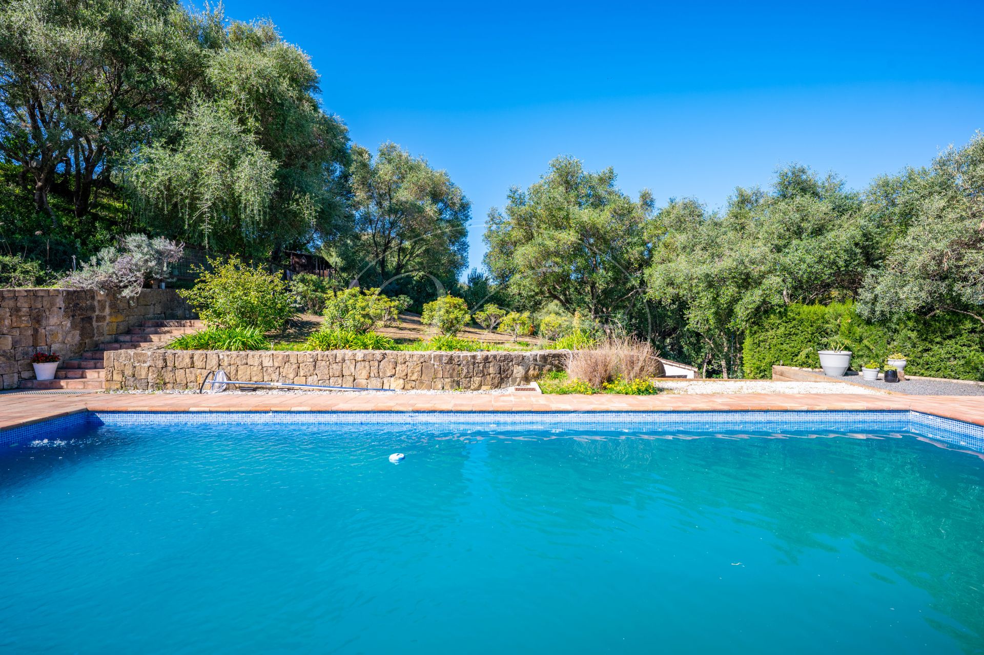 Country House for sale in Jimena de La Frontera