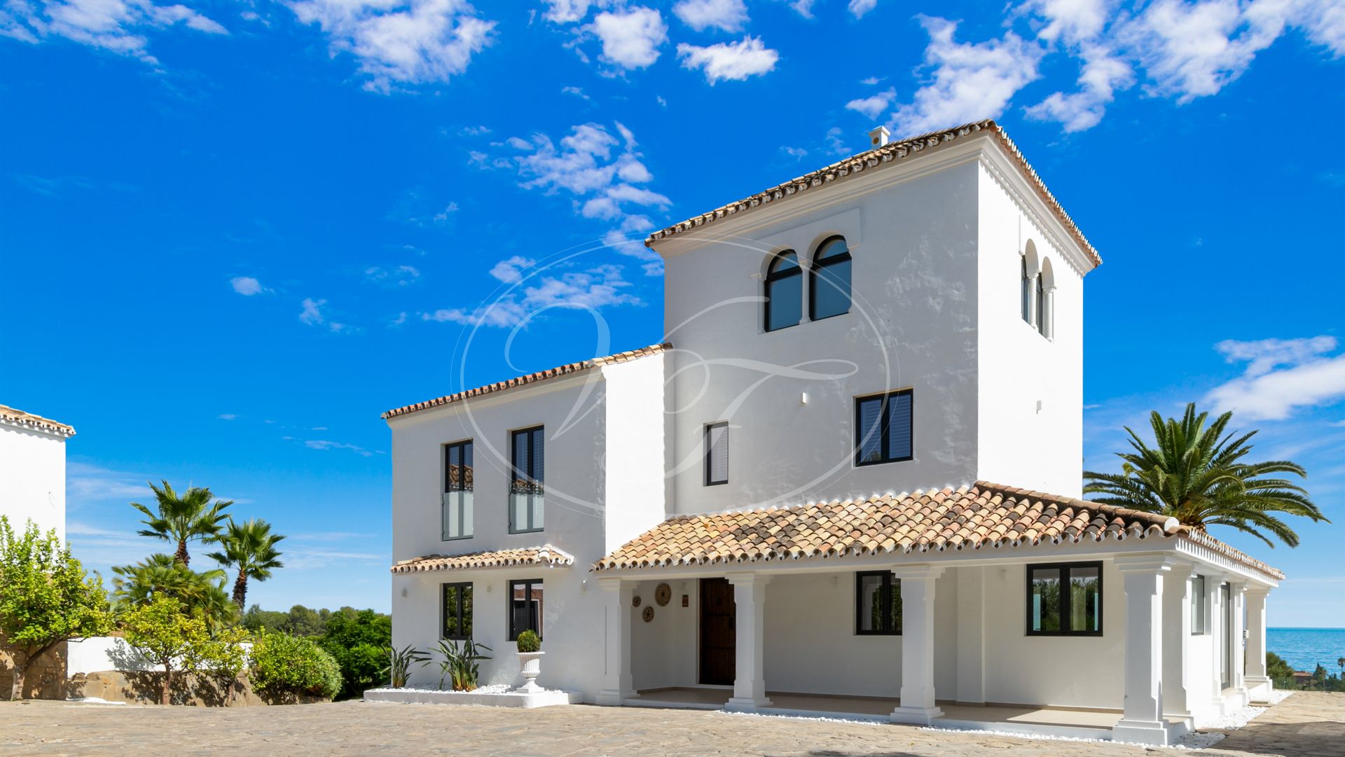 Villa en venta en Estepona