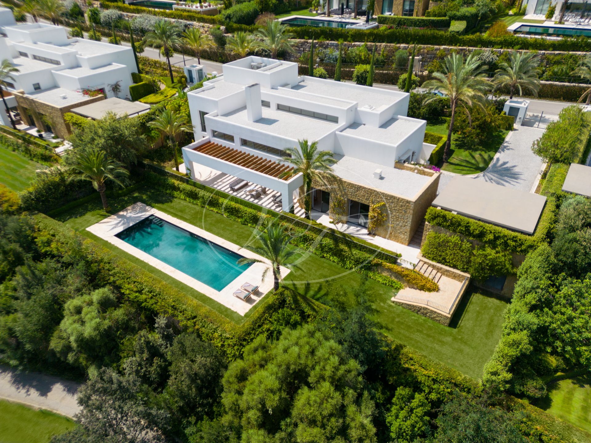 Villa for sale in Casares