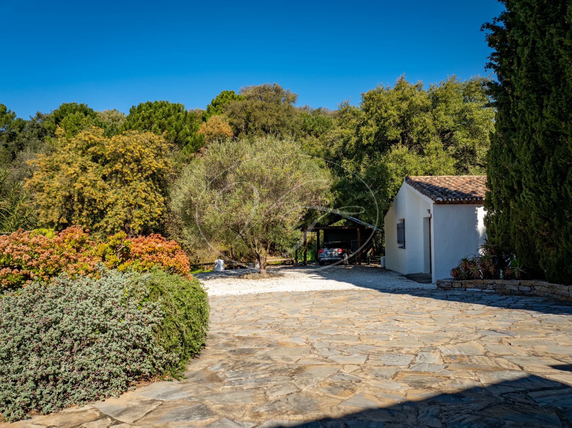 Country House for sale in Casares Montaña