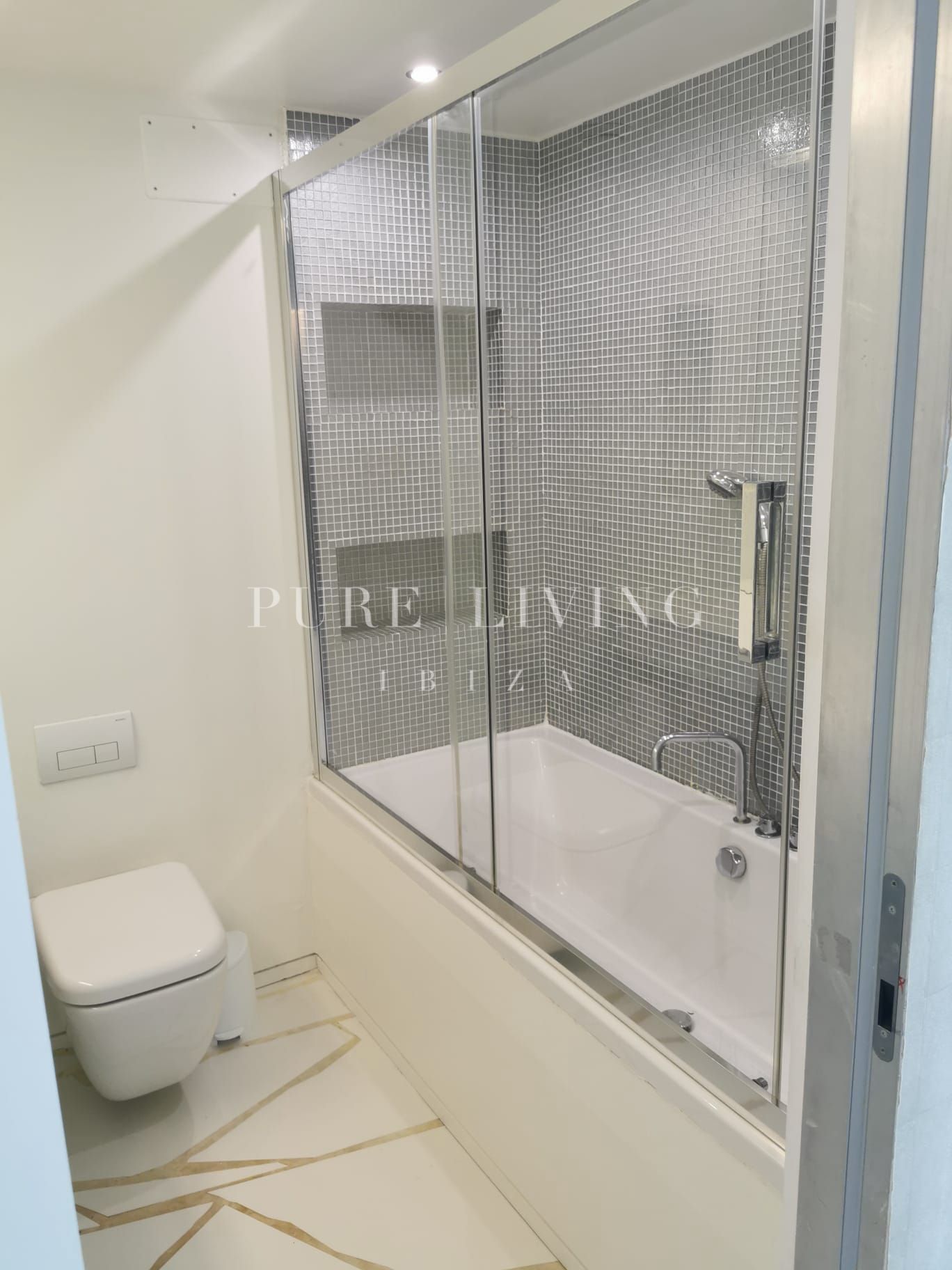 Apartment for sale in Marina Botafoch, Ibiza