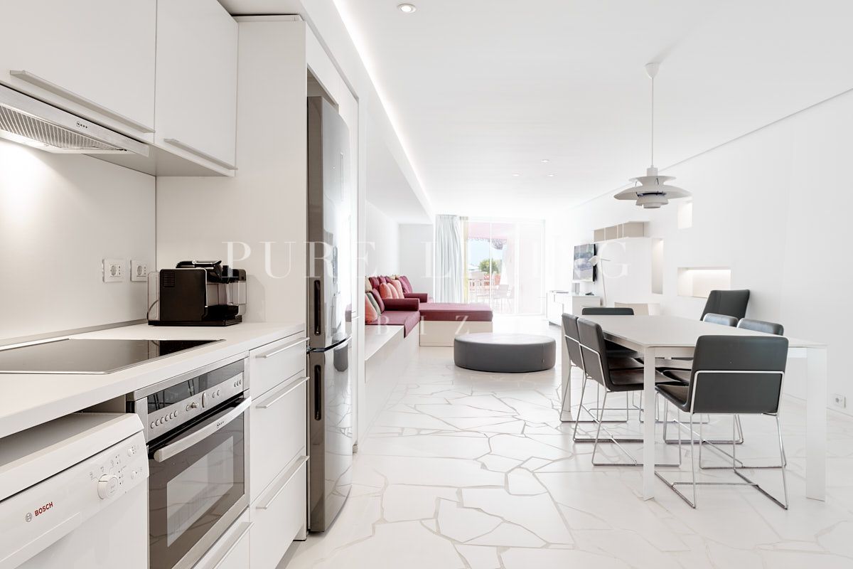 Luxe Jean Nouvel Appartement in Ibiza met panoramisch uitzicht en exclusieve voorzieningen