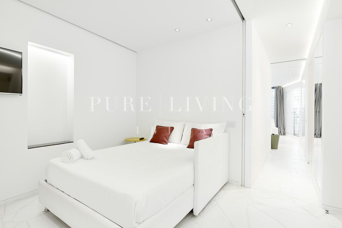 Luxe Jean Nouvel Appartement in Ibiza met panoramisch uitzicht en exclusieve voorzieningen