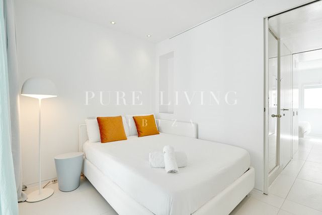 Sofisticada villa moderna con impresionantes vistas en Illa Plana, Ibiza