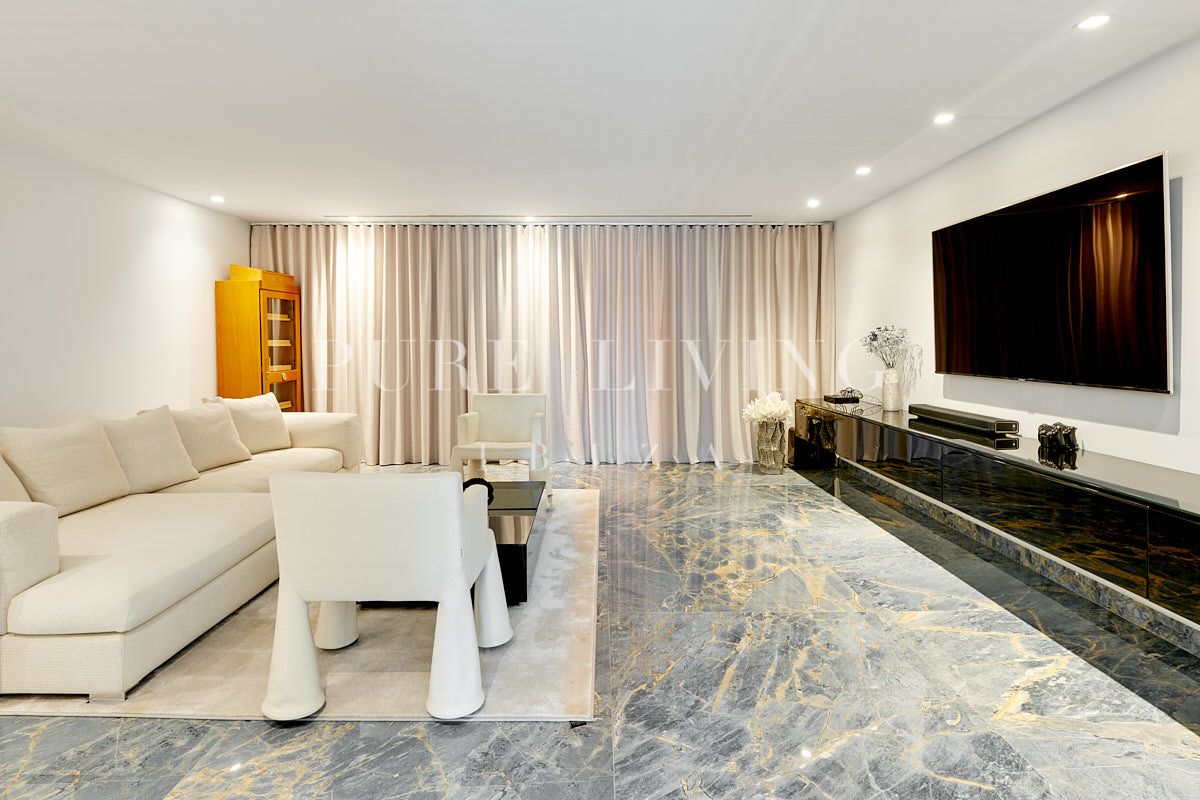 Villa en venta en Jesus, Santa Eulalia del Río