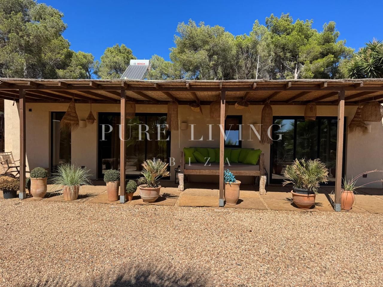 Villa for sale in Santa Eulalia del Río