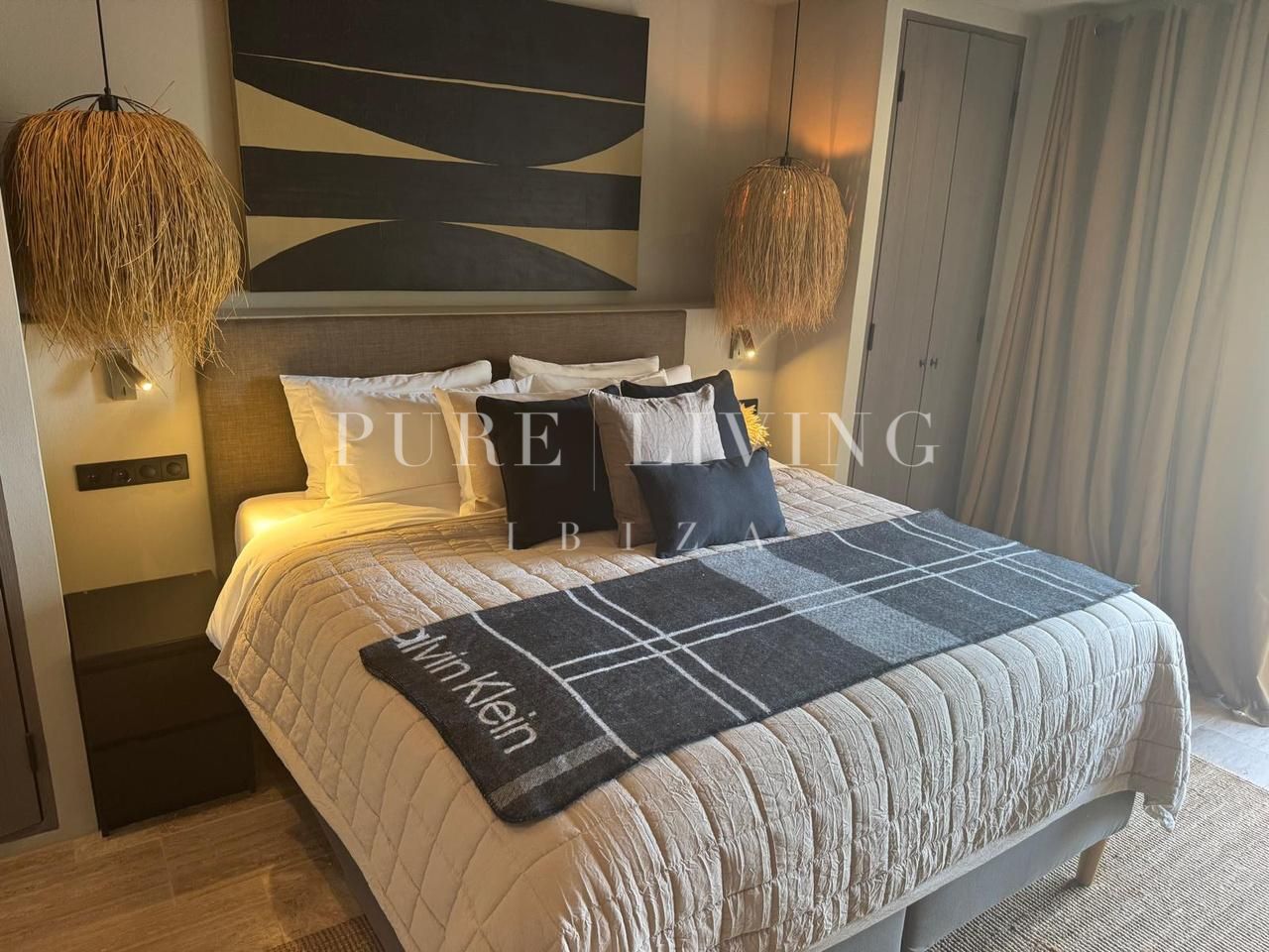 Villa for sale in Santa Eulalia del Río