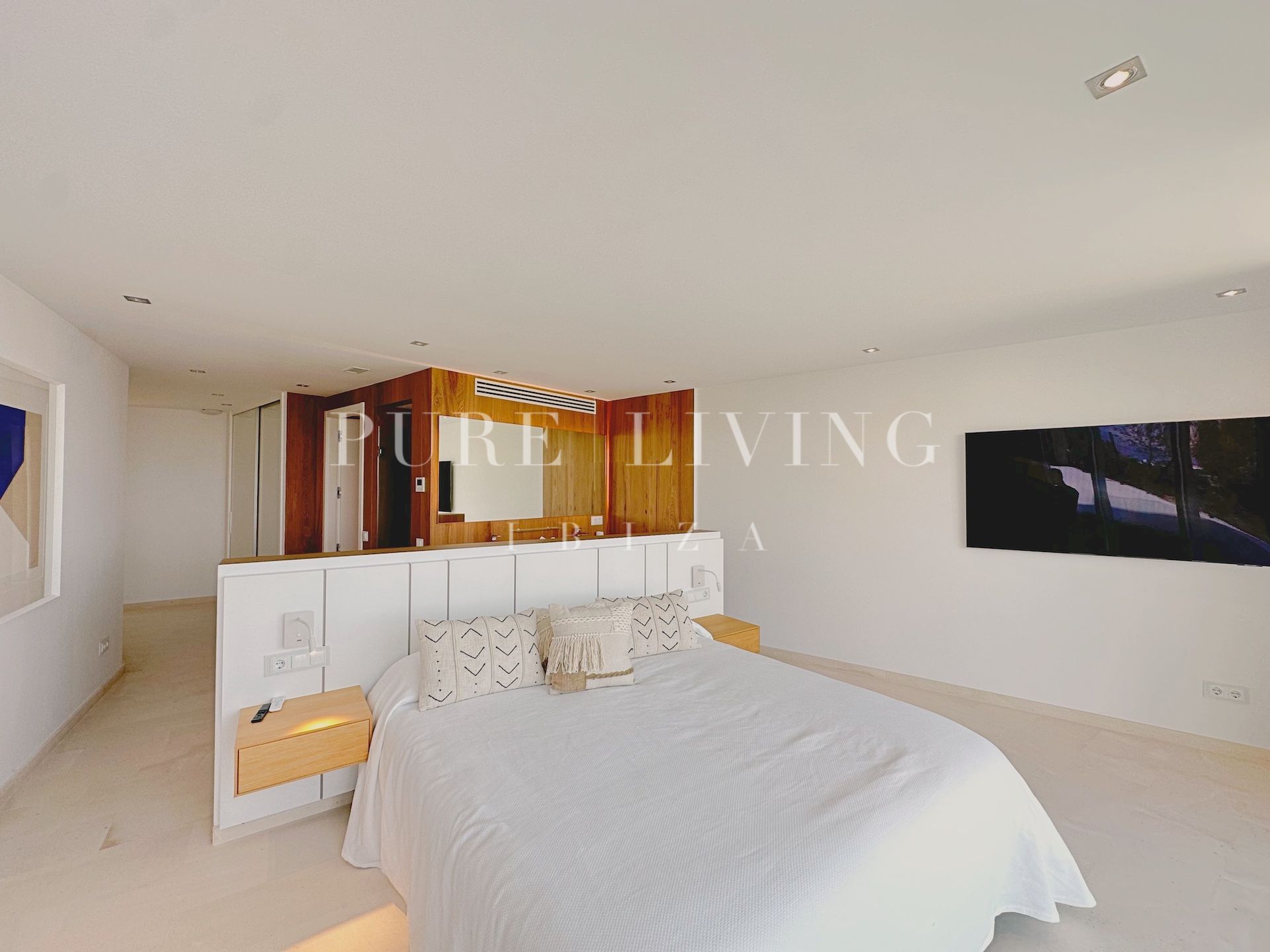 Villa for sale in Jesus, Santa Eulalia del Río