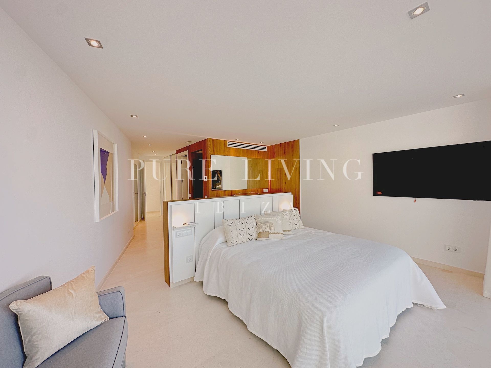 Villa for sale in Jesus, Santa Eulalia del Río
