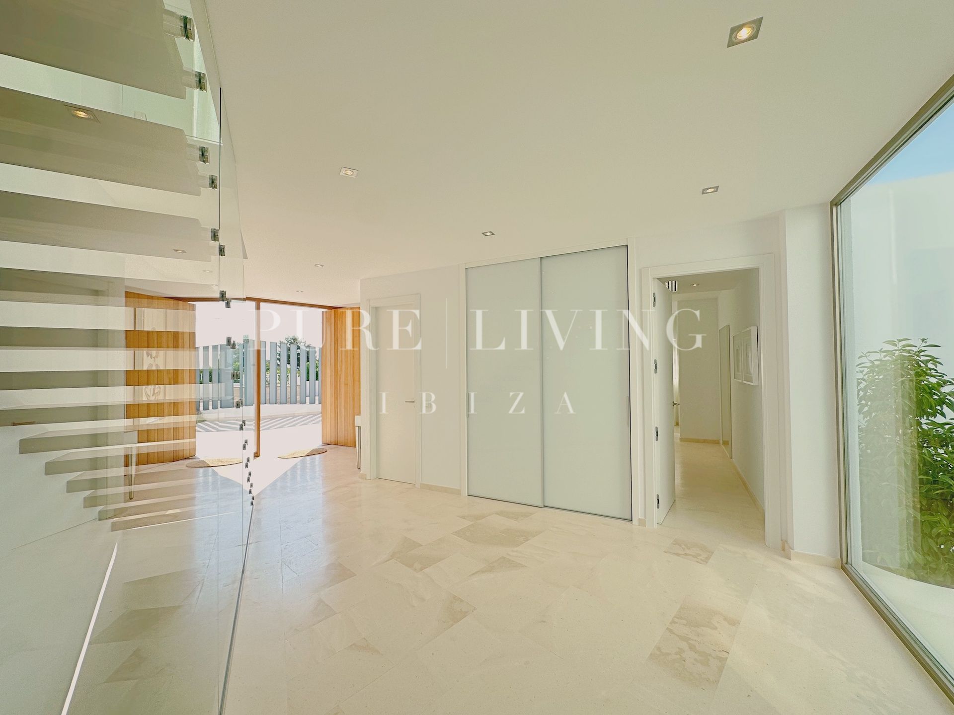 Villa for sale in Jesus, Santa Eulalia del Río