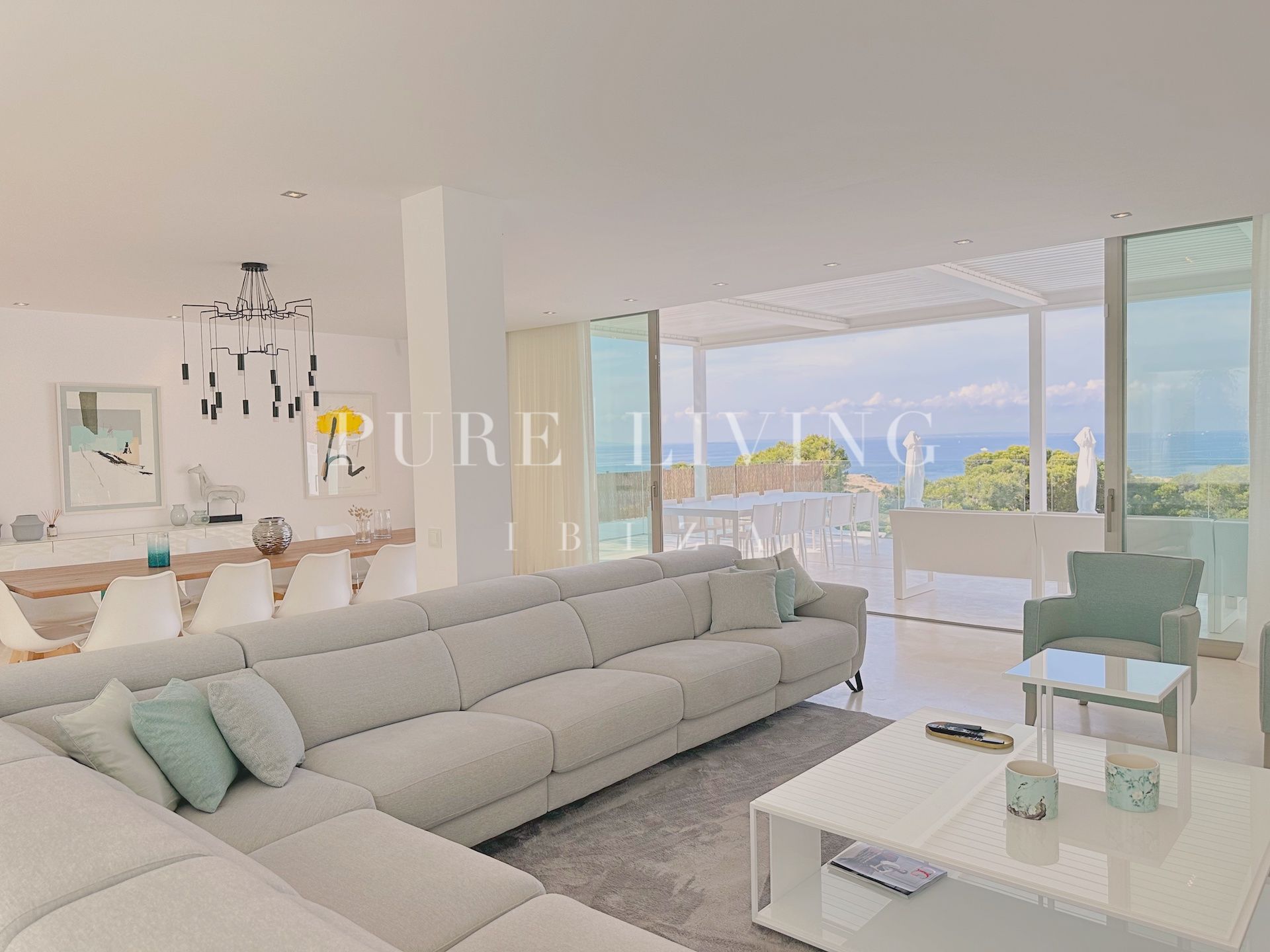 Villa for sale in Jesus, Santa Eulalia del Río