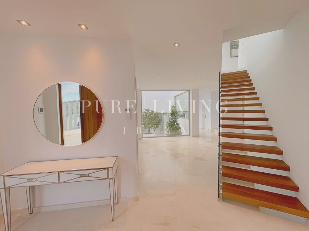 Villa for sale in Jesus, Santa Eulalia del Río