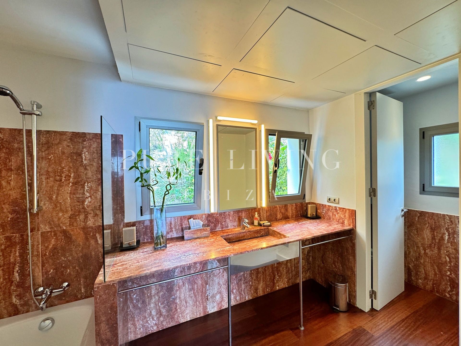 Villa en venta en Jesus, Santa Eulalia del Río