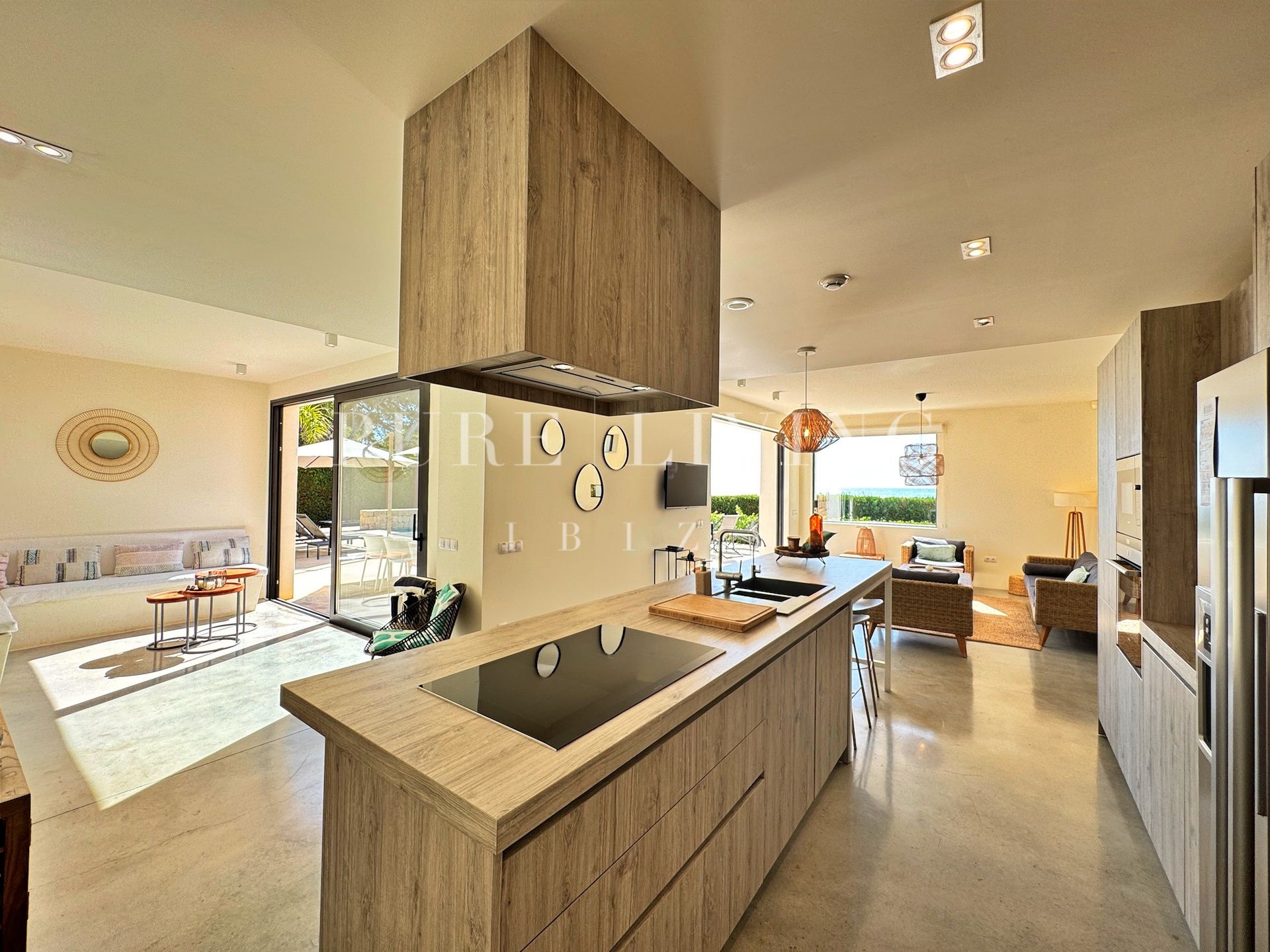 Villa for sale in Santa Eulalia del Río