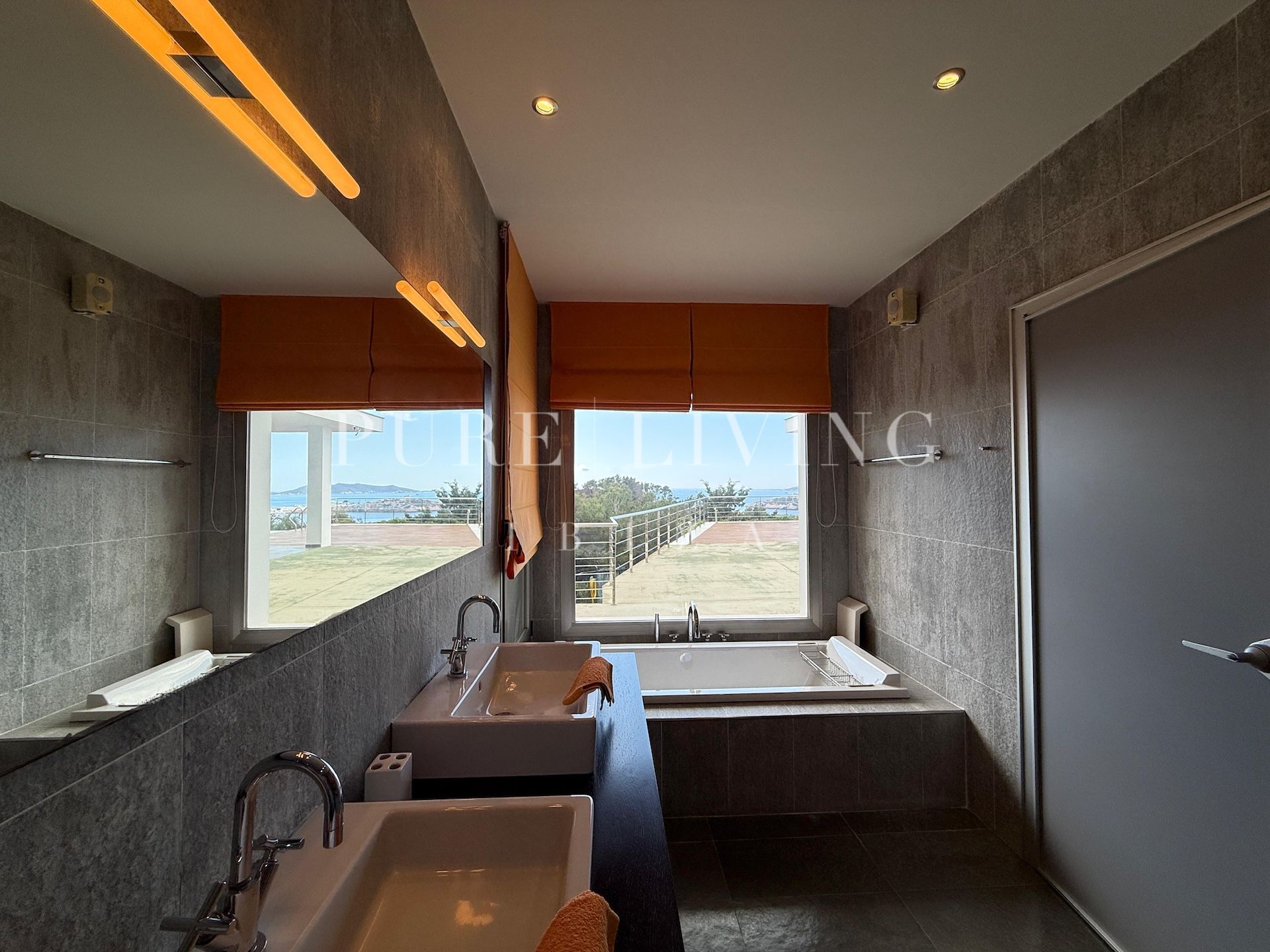 Villa en venta en Jesus, Santa Eulalia del Río