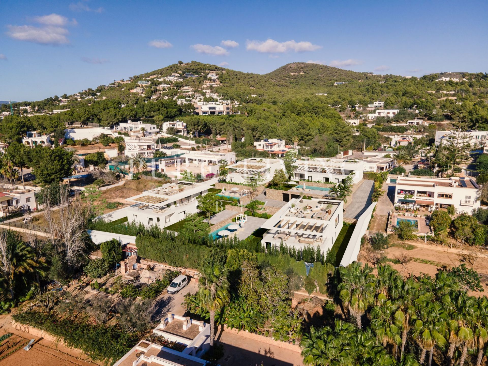 Exclusiva Villa Nueva en S'Estanyol, Ibiza - Una Oportunidad Rara