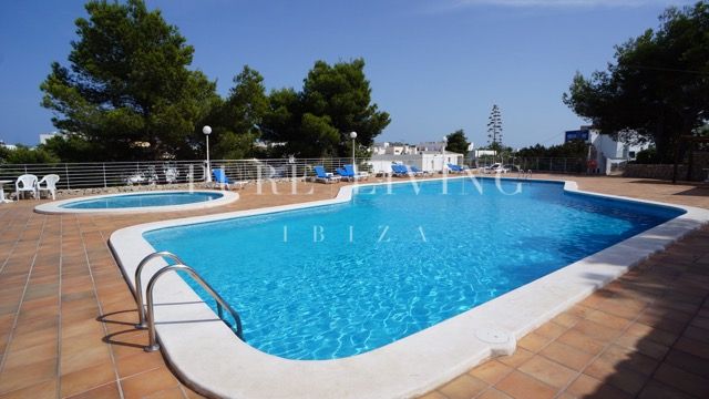 Spectacular Seaside Penthouse with Private Rooftop Terrace