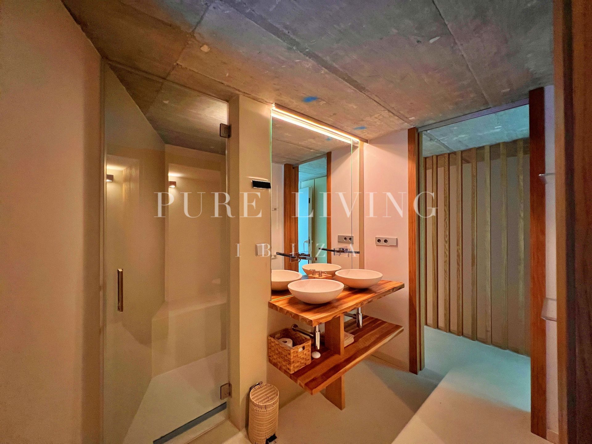 Villa for sale in Jesus, Santa Eulalia del Río