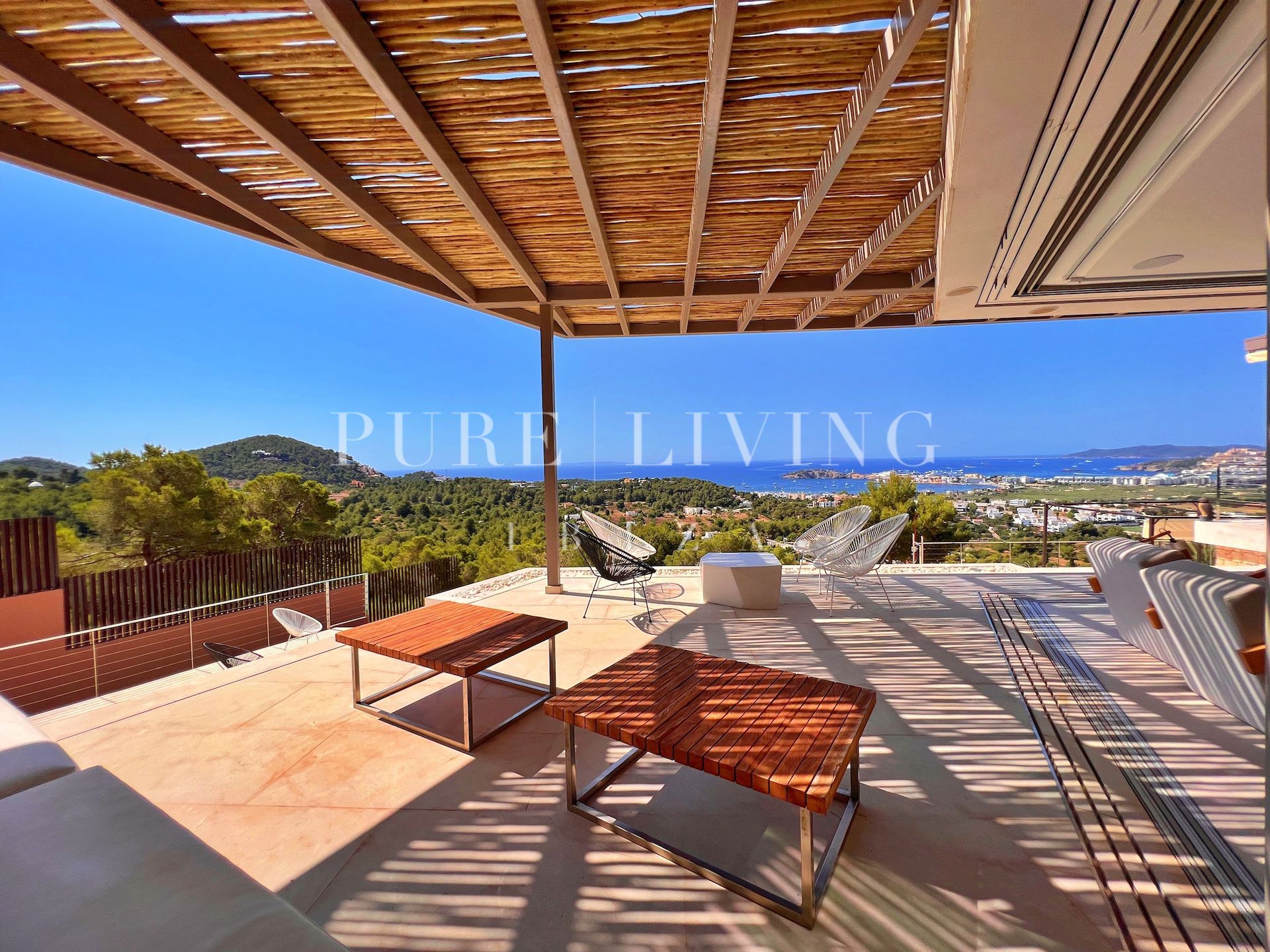 Villa for sale in Jesus, Santa Eulalia del Río