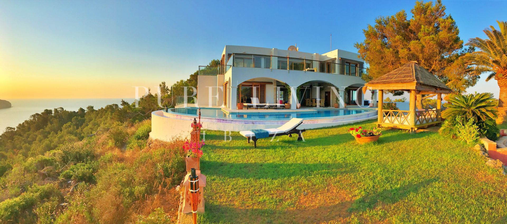 Villa for sale in San Carlos, Santa Eulalia del Río
