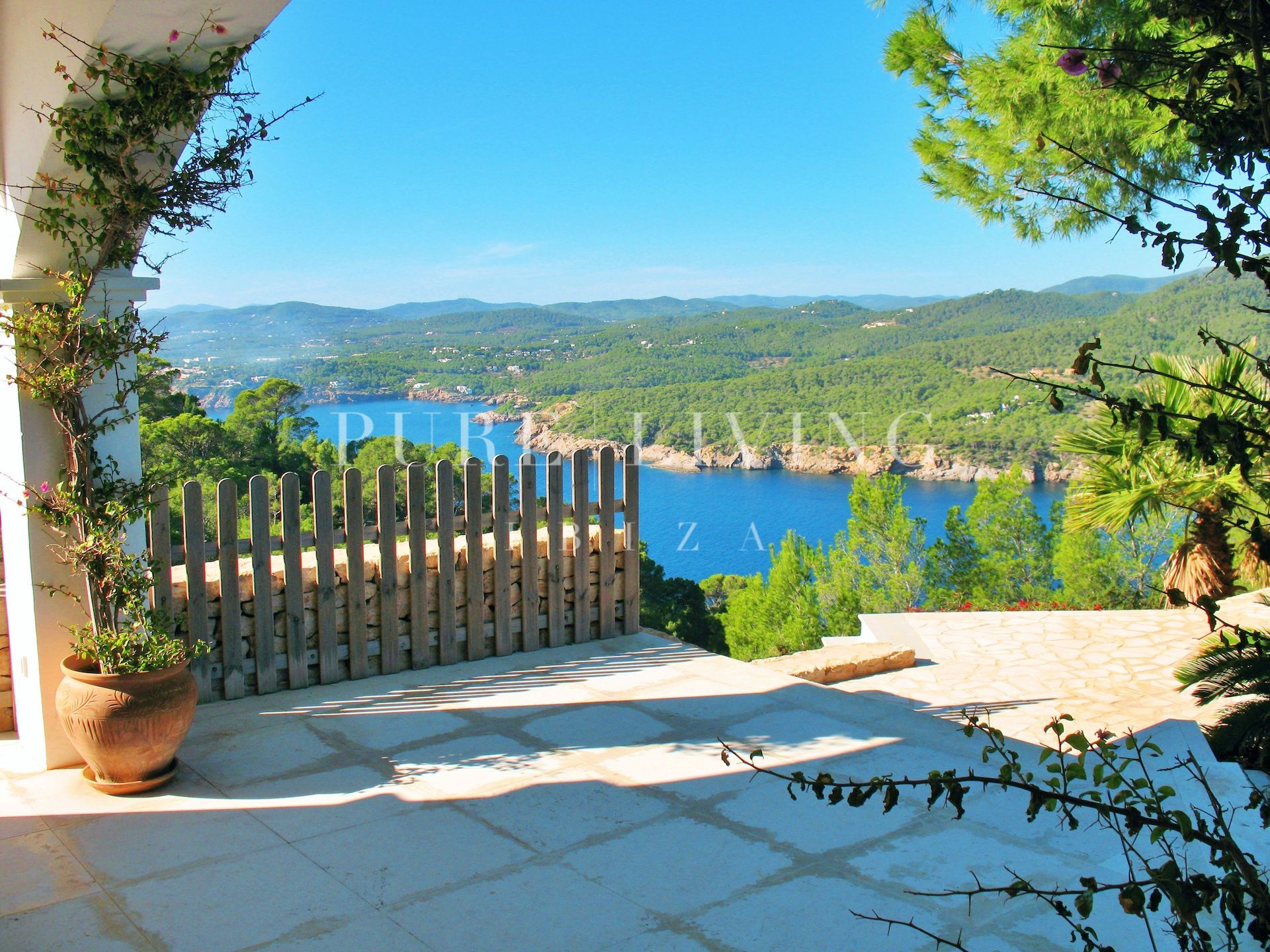 Villa for sale in San Carlos, Santa Eulalia del Río