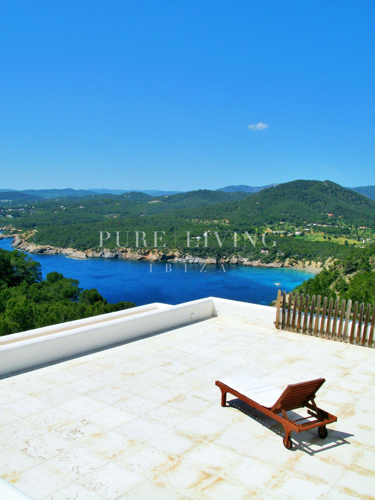 Villa for sale in San Carlos, Santa Eulalia del Río