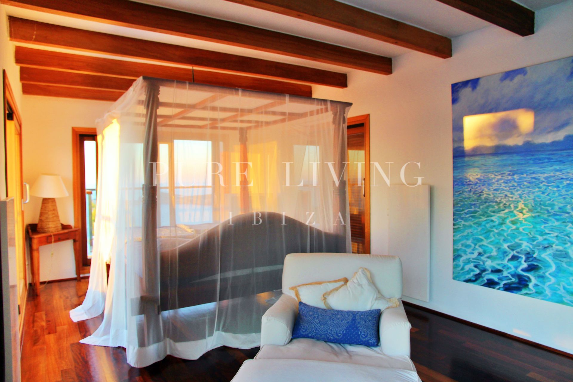 Villa for sale in San Carlos, Santa Eulalia del Río