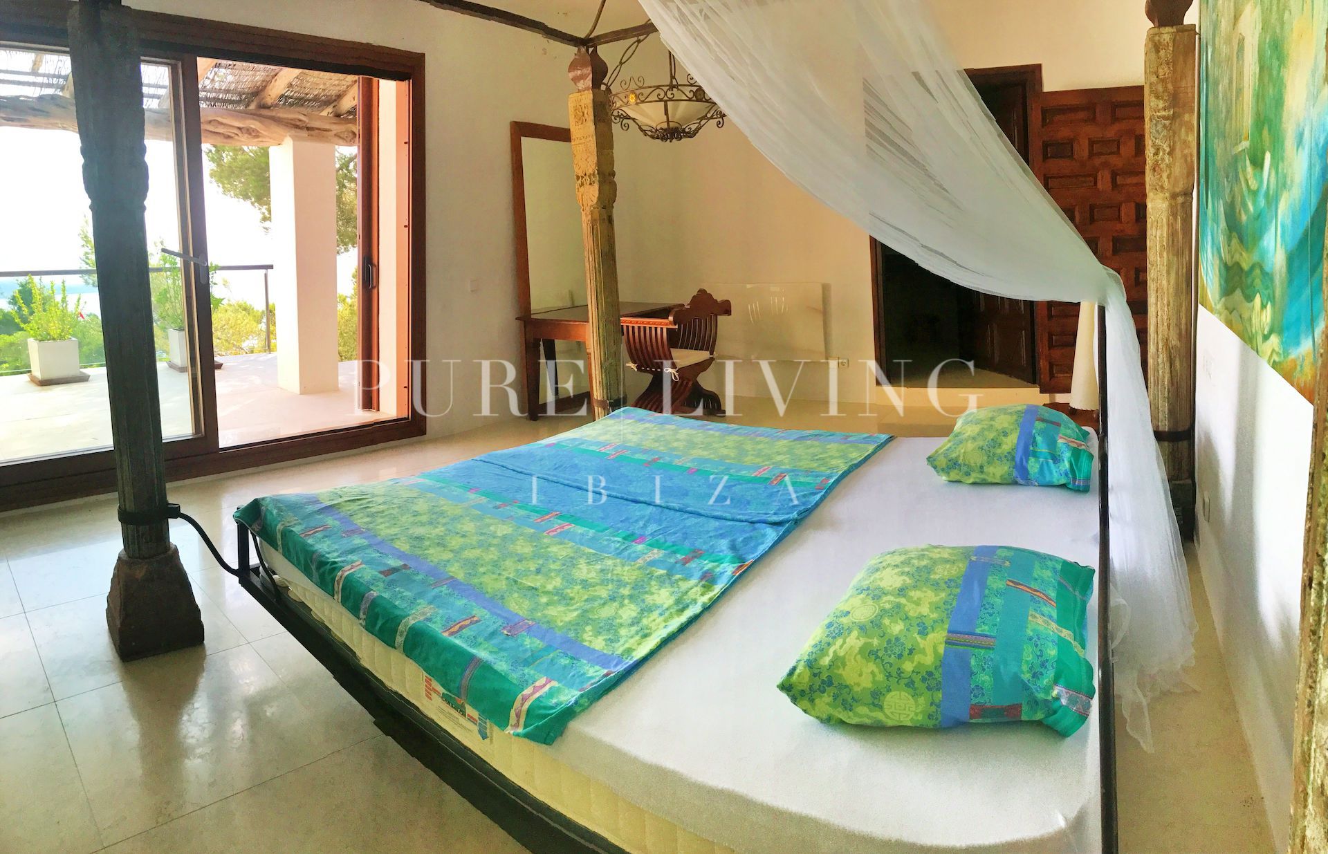 Villa for sale in San Carlos, Santa Eulalia del Río
