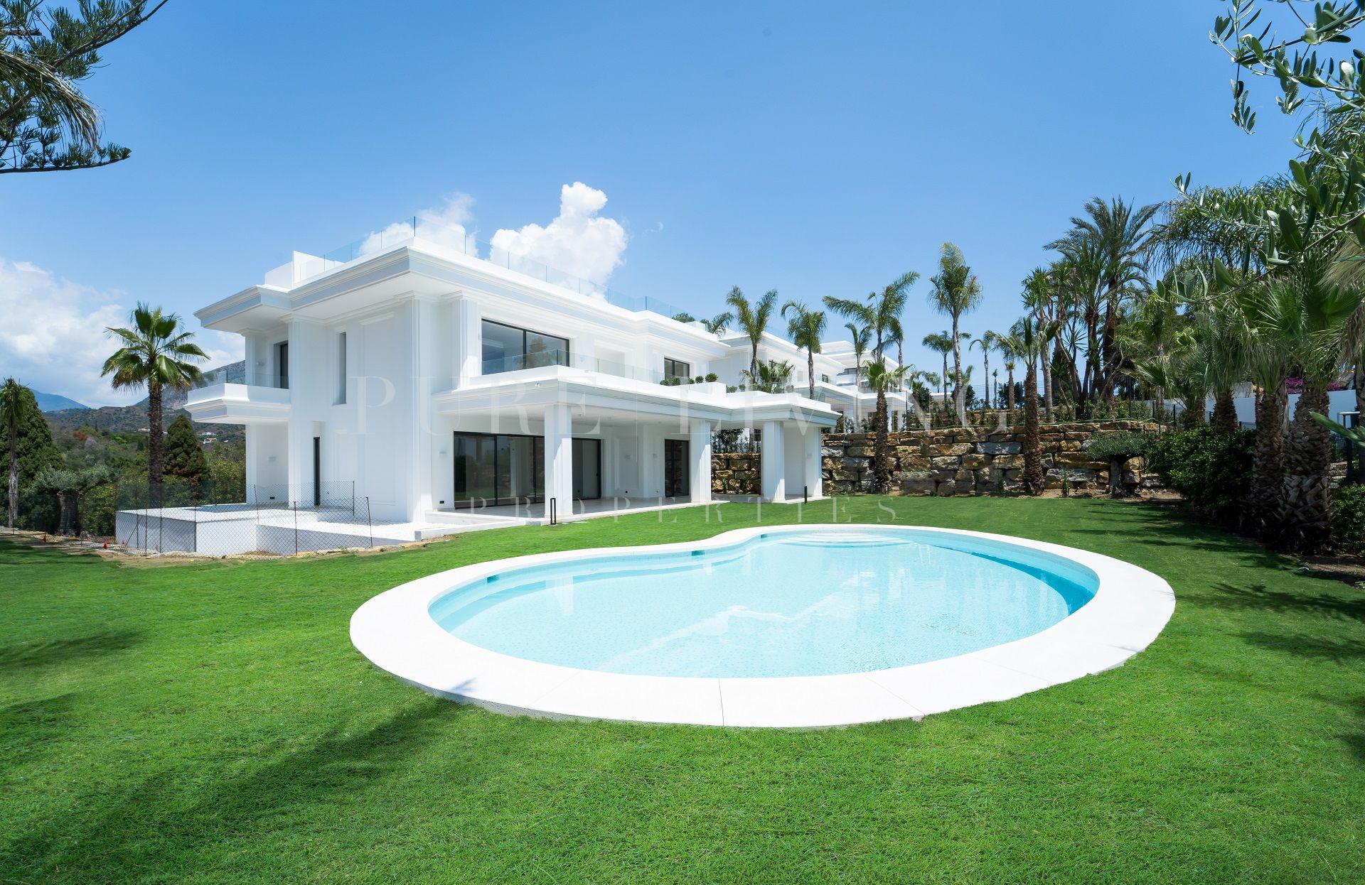 Belle Villa avec des vues fantastiques à Las Lomas del Marbella Club