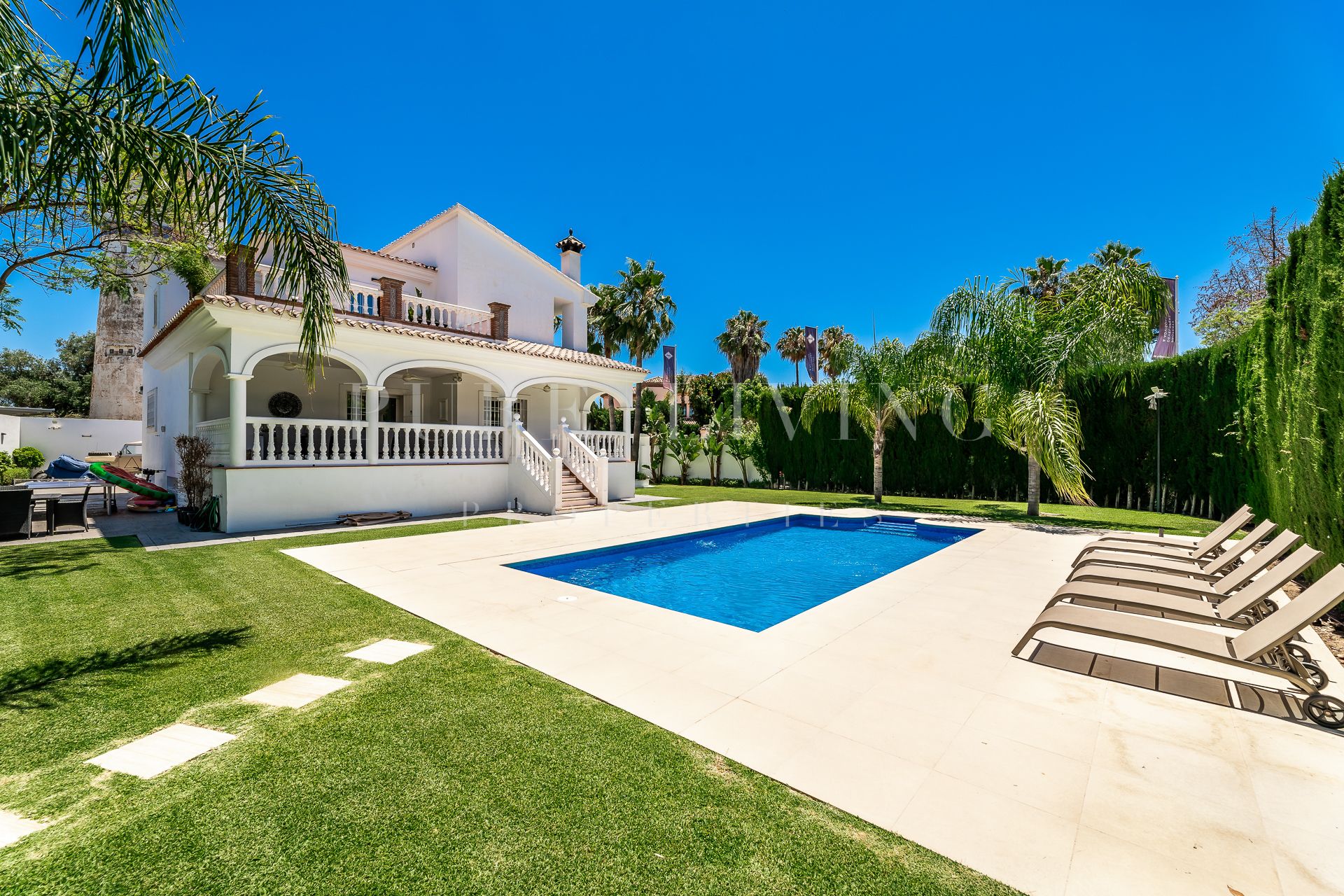 Superb family villa five minutes from Puerto Banús