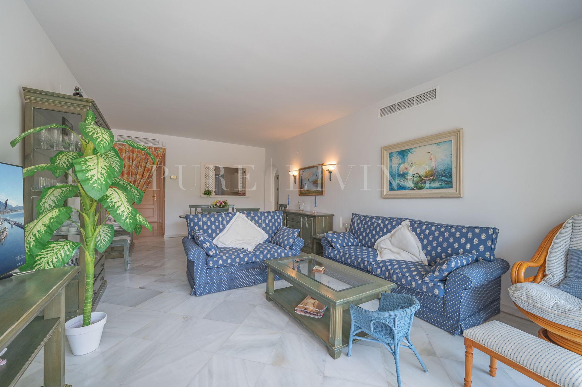 Twobedroom apartment close to the beach in Alhambra del Mar, Marbella